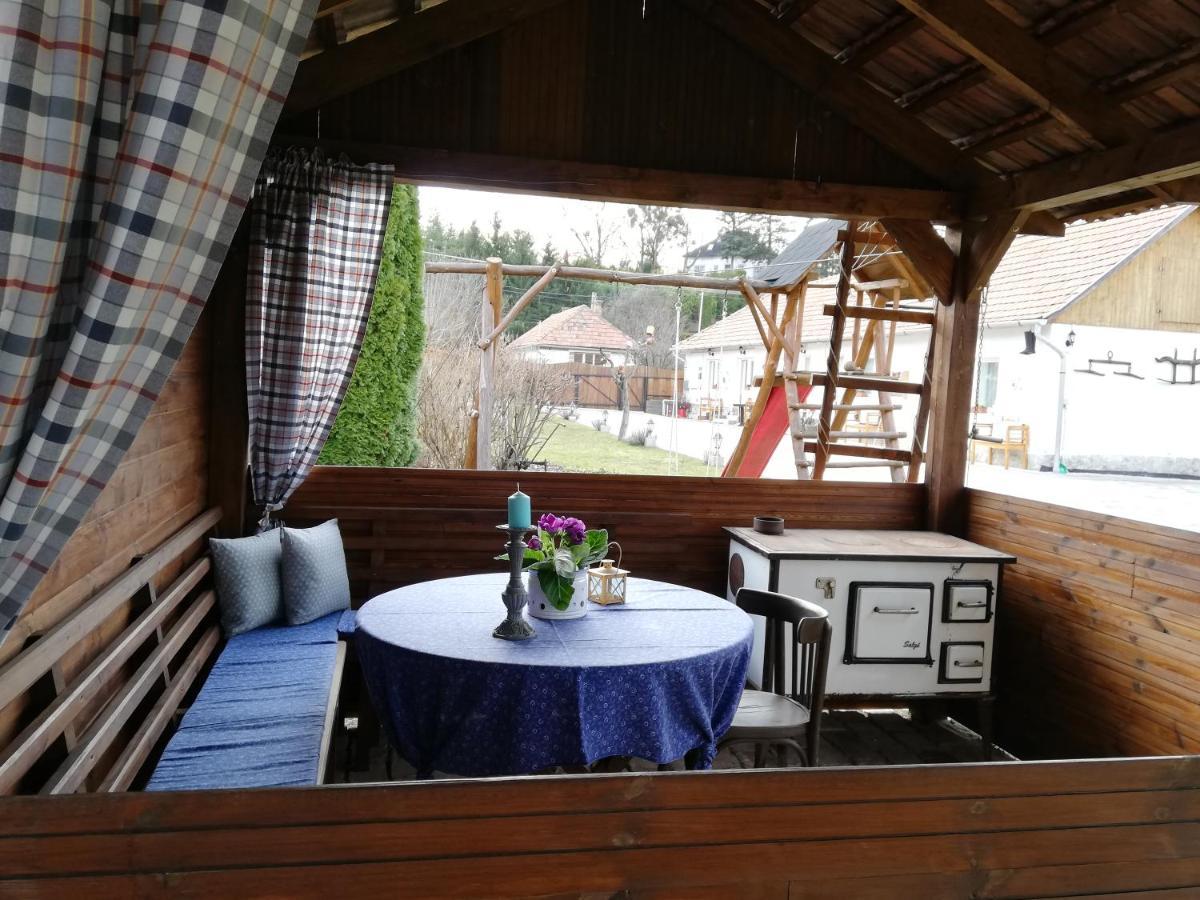 Bobita Apartmanhaz Szilvasvarad Bagian luar foto