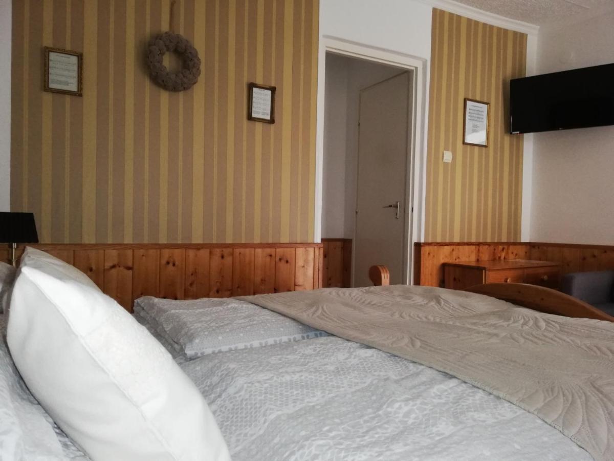 Bobita Apartmanhaz Szilvasvarad Bagian luar foto
