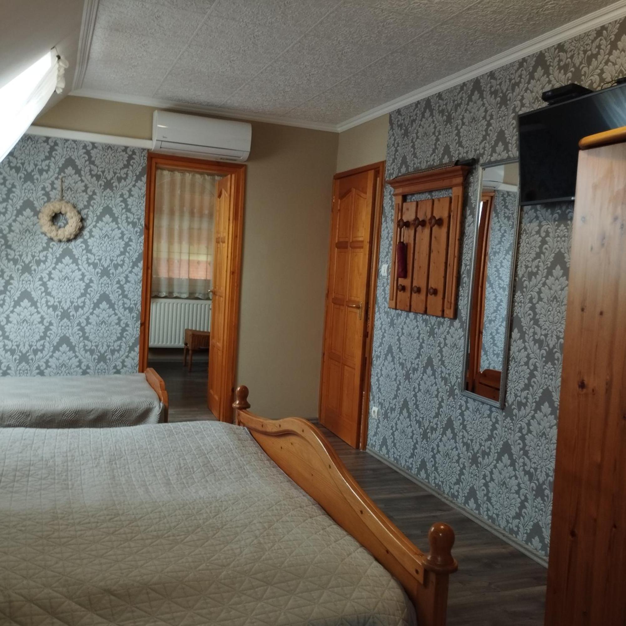 Bobita Apartmanhaz Szilvasvarad Bagian luar foto