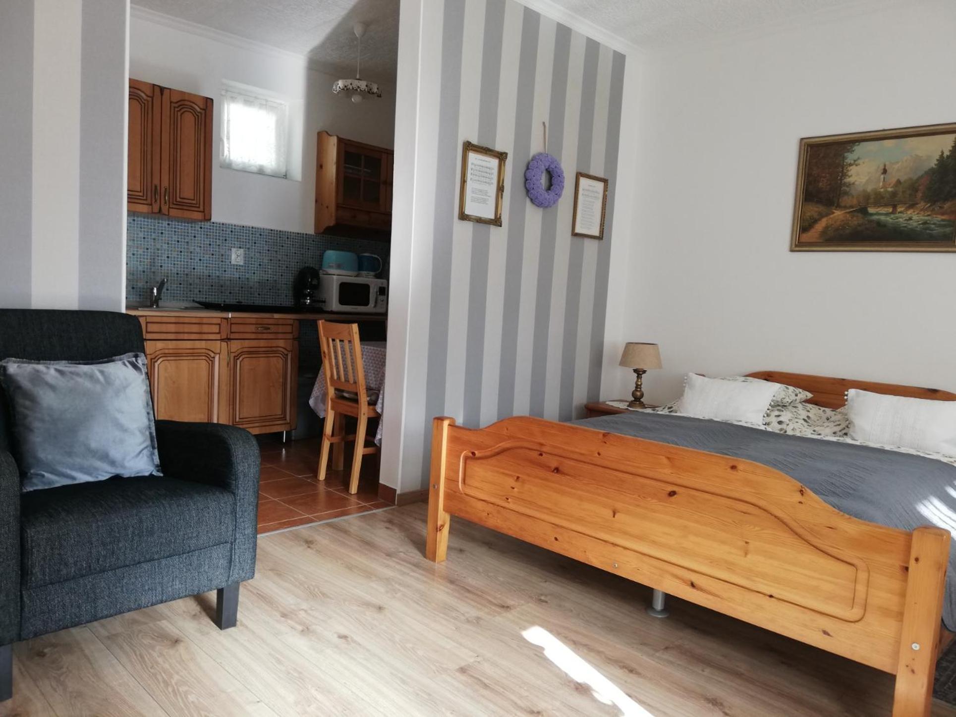 Bobita Apartmanhaz Szilvasvarad Bagian luar foto