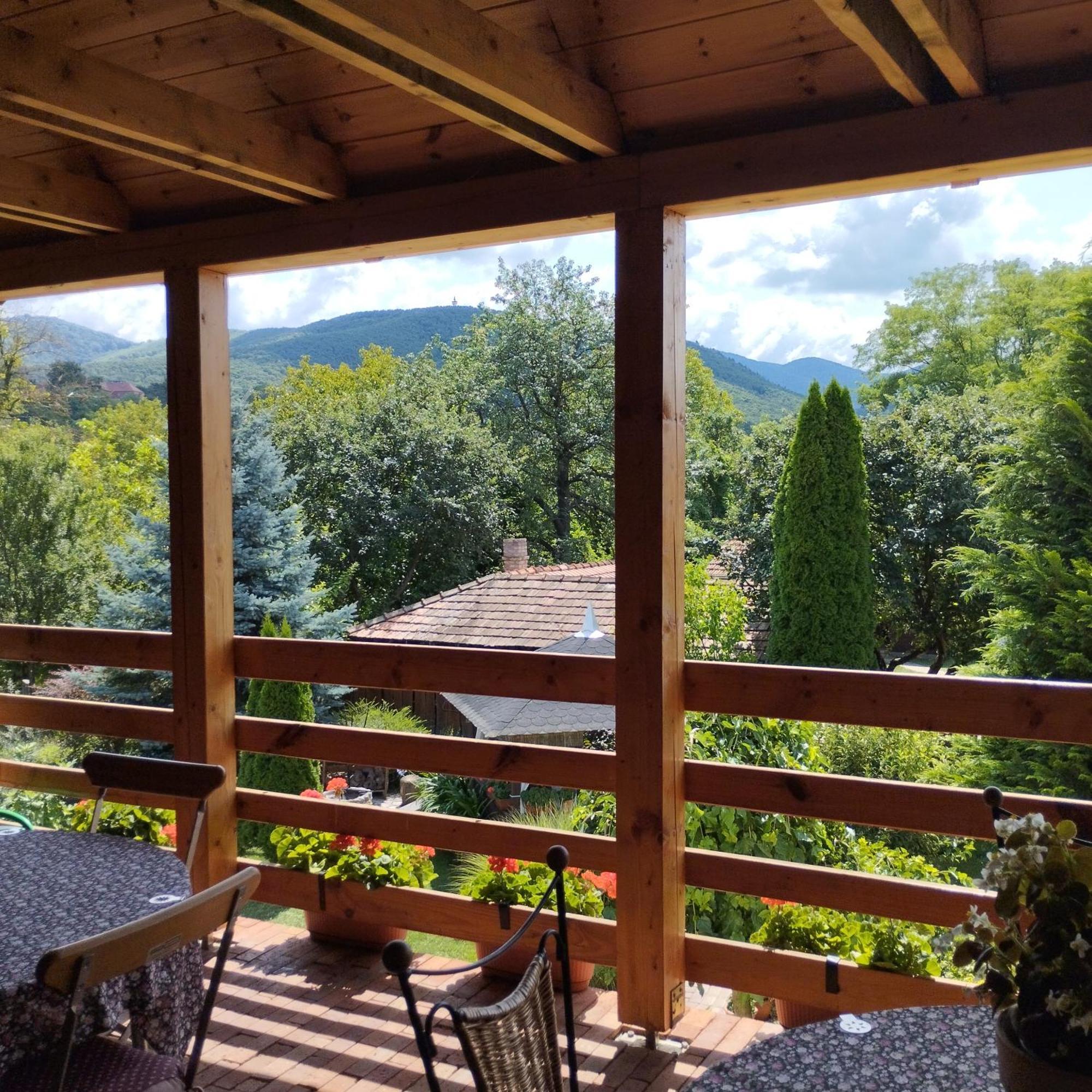 Bobita Apartmanhaz Szilvasvarad Bagian luar foto