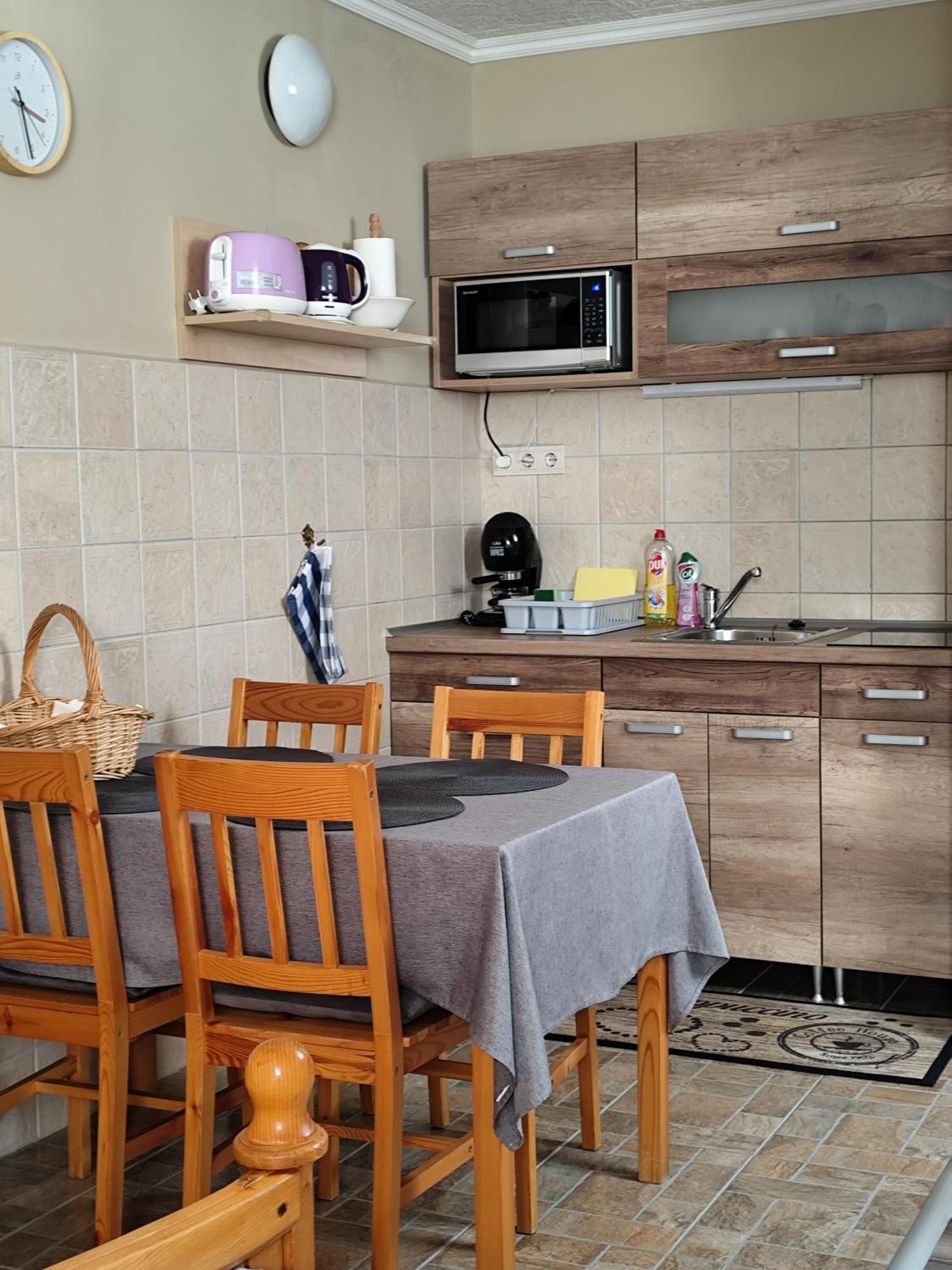 Bobita Apartmanhaz Szilvasvarad Bagian luar foto